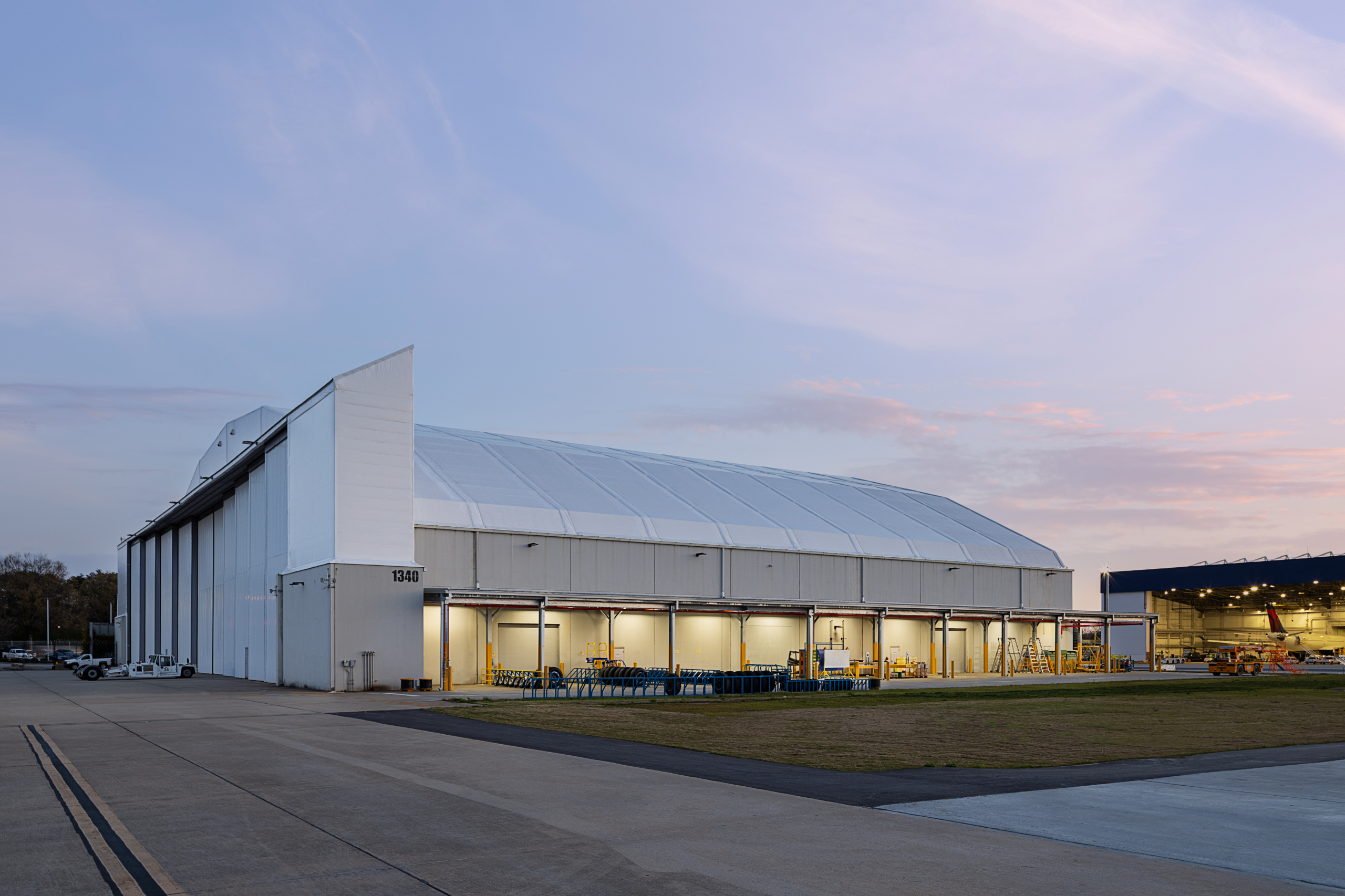 Project Spotlight: Atlanta Architectural Photography – Hangar at Atlanta Hartsfield Jackson International Airport